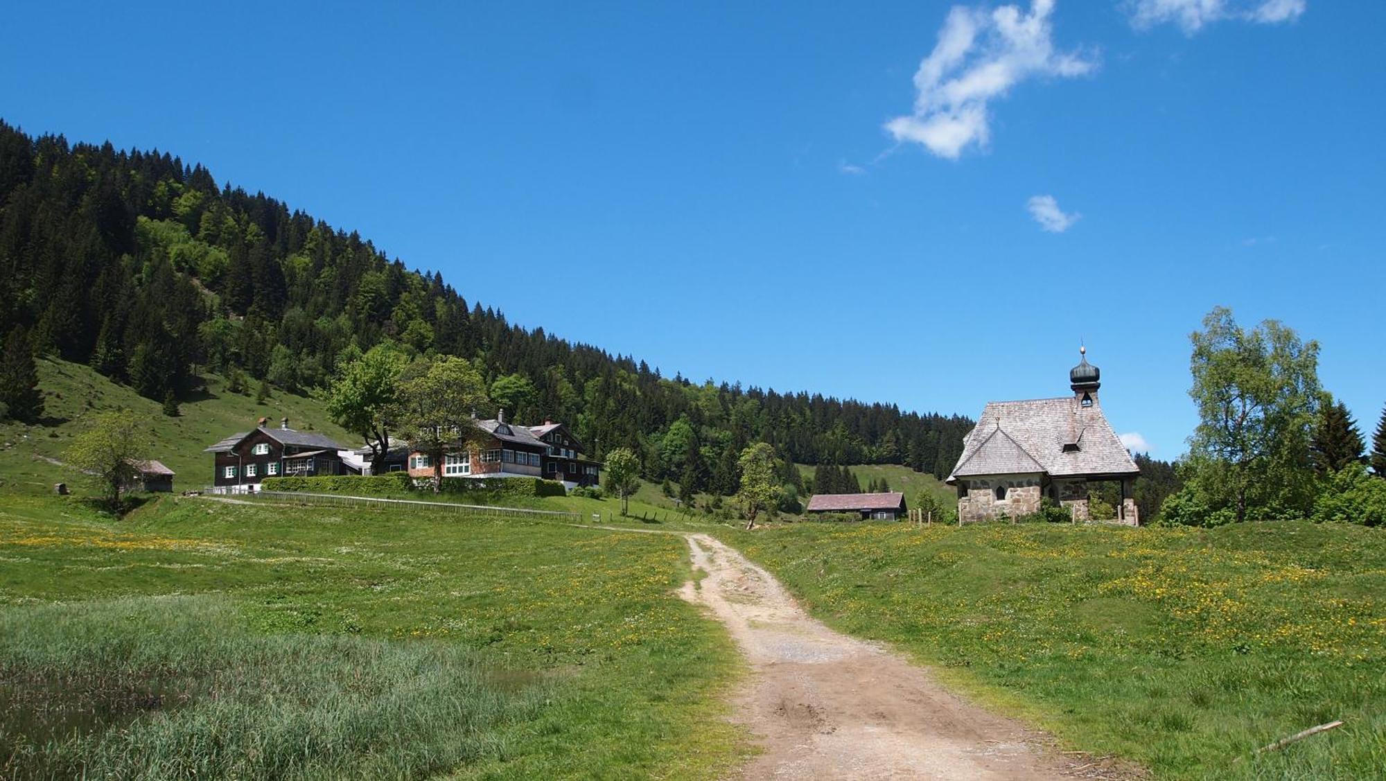 Hotel Marvia Schwarzenberg im Bregenzerwald Bagian luar foto